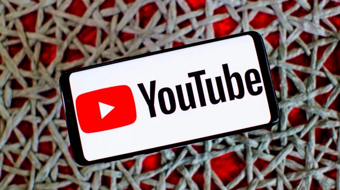 YouTube Menambahkan Data Baru di Analitik
